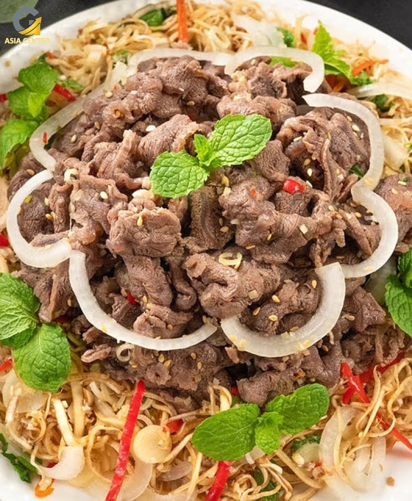 Gỏi Bò Hoa Chuối & Bánh Phồng Tôm