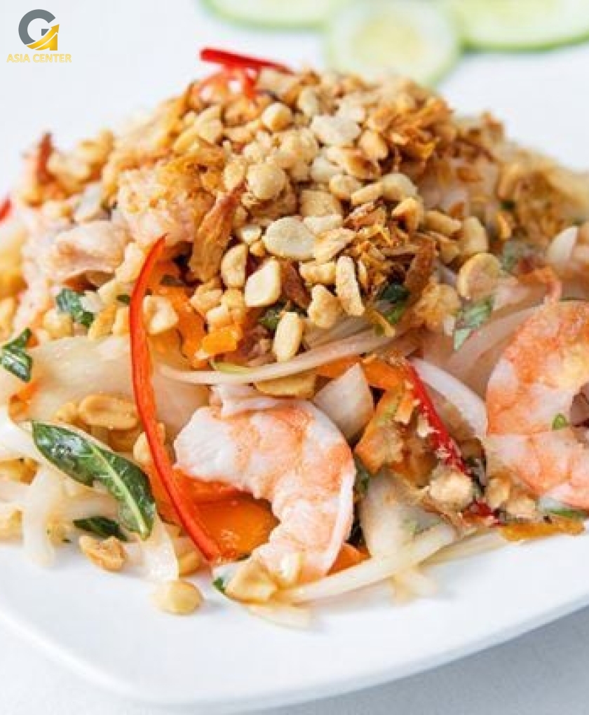 Gỏi Hải Sản Tôm Thịt & Bánh Phồng Tôm