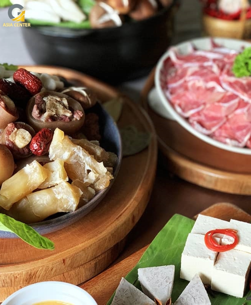 Lẩu Đuôi Bò + Mì Trứng