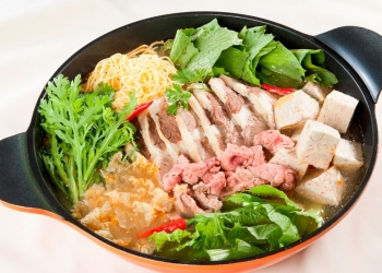 Lẩu Bắp Bò Chua Cay & Bún
