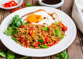 Cơm Chiên Indo – Nasi Goreng