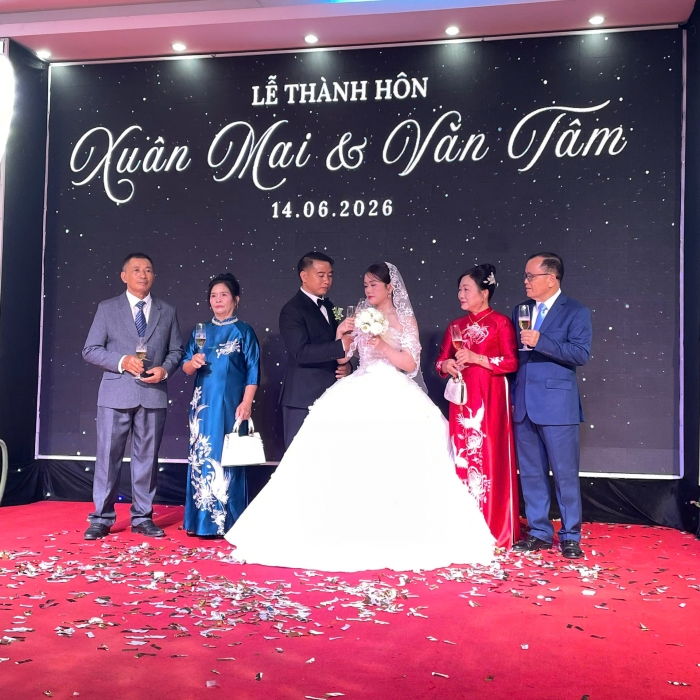 Xuân Mai & Văn Tâm